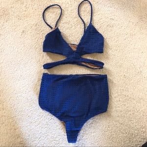 Acacia Set Size Small.